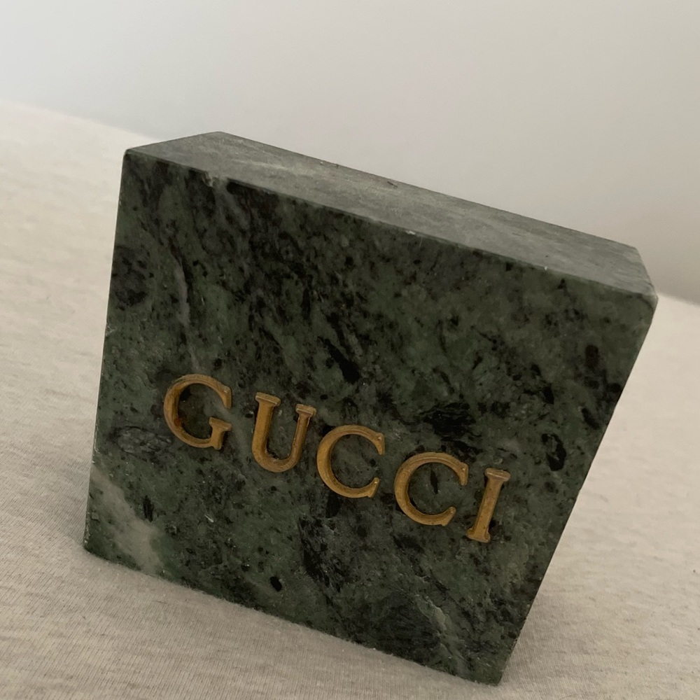 gucci rock display